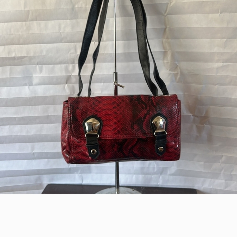 Red Snakeskin Purse - Picture 5 of 5
